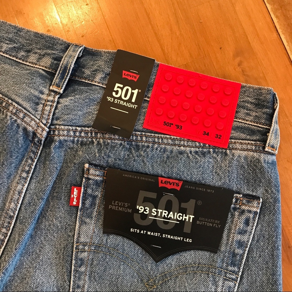 LEVI”S x LEGO 2020 Limited Edition Customizable 501 Jeans - Picture 8 of 14